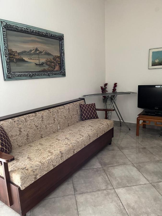 Xronis Apartments Nea Michaniona Exterior photo
